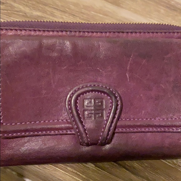 Givenchy Wallet - Picture 6 of 6
